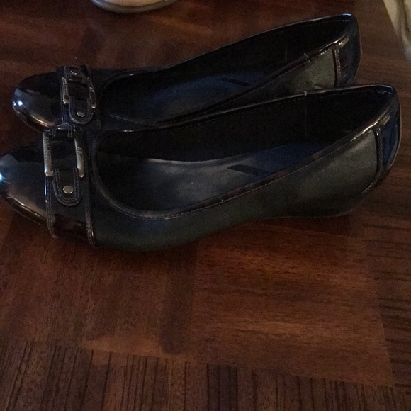 Shoes - Picture 2 of 2